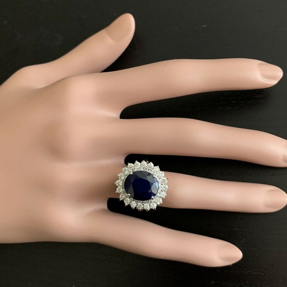 8.40 Ct Natural Sapphire & Diamond 14KW Gold Ring - Picture 6 of 8